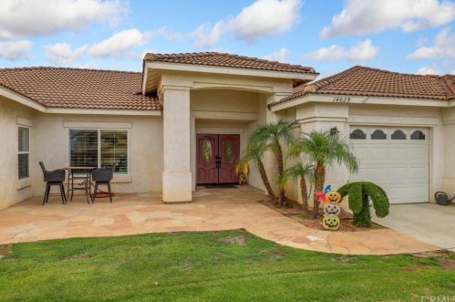 14029 Dove Canyon Dr, Riverside, CA 92503-6416