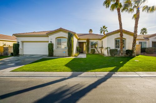 79911 Viento Dr, La Quinta, CA 92253-8812
