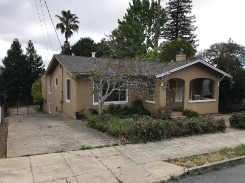 549 Prospect St, San Carlos, CA 94070-2025