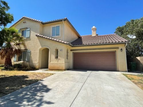 6651 Lime Rd, Lancaster, CA 93536-4567