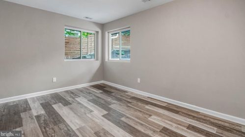 2912 Newcastle Ave, Silver Spring MD 20910-1216 exterior