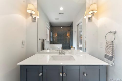 2270 Cook St, Denver CO  80210-4916 exterior