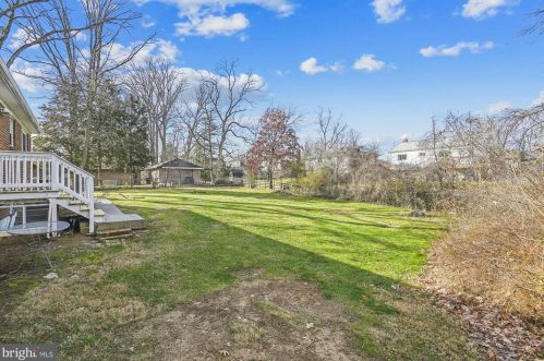 5804 Craig St, Springfield VA  22150-3241 exterior