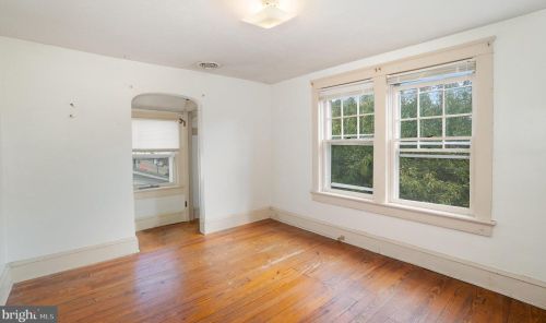 1034 Broadway, Hanover PA 17331-2505 exterior