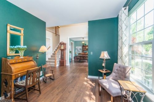 98 Winding Hill Dr, Hackettstown NJ  07840-5671 exterior