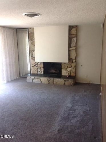 1656 Emeric Ave, Simi Valley, CA 93065-4018