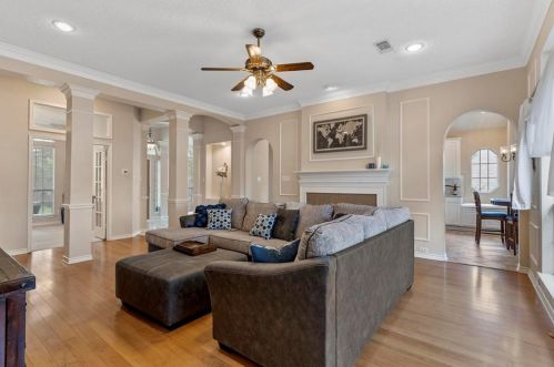 8620 Shadybrooke Dr, Fort Worth TX  76182-8336 exterior