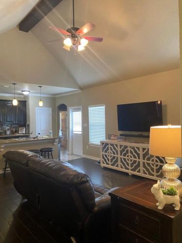 29 Texian Trl, Angleton, TX 77515-3733