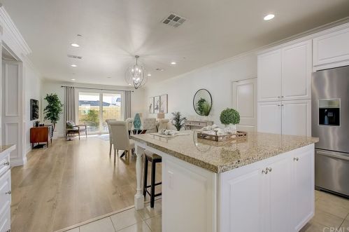 225 Wicker, Irvine CA  92618-1170 exterior