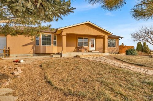 1286 Ladonia Dr, Pueblo CO  81007-1336 exterior
