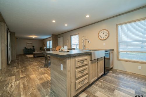 2396 Blocker Rd, Marshall TX 75672-3720 exterior