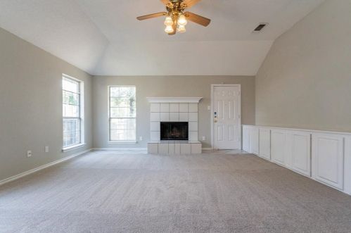 1621 Morrison Dr, Fort Worth TX  76112-3766 exterior