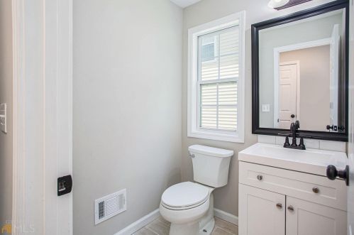 607 Federal Ter, Atlanta GA  30315-4413 exterior