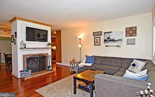 5406 Ferndale St, Springfield VA  22151-3125 exterior