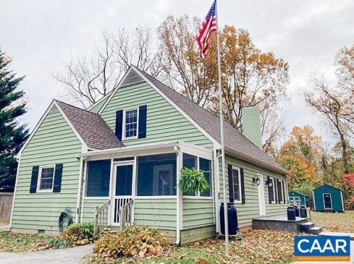301 Squirrel Path, Charlottesville, VA 22901-8930