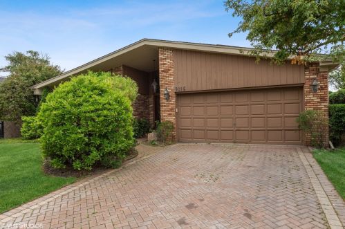 9416 Narragansett Ave, Morton Grove, IL 60053-1432