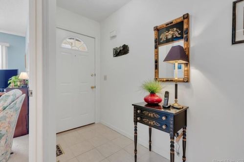 772 Kettle Path, Southington, CT 06489-3405