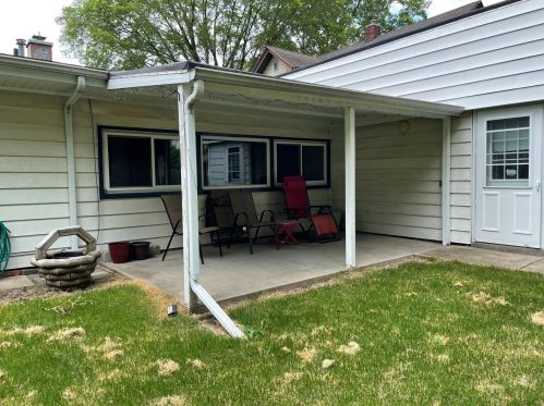 1014 Main St, Swygert IL  61764-1163 exterior