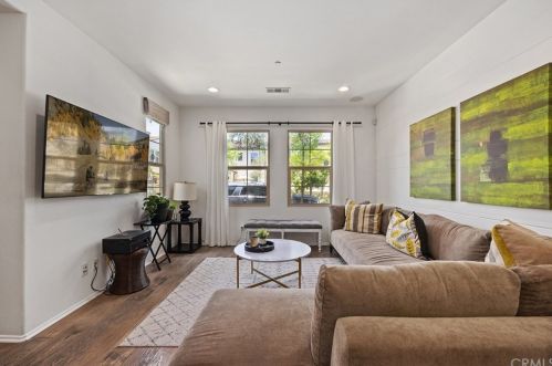 604 Water St, Anaheim CA  92805-4448 exterior