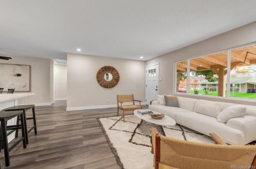 1601 Knox Ct, Denver CO  80219-4526 exterior