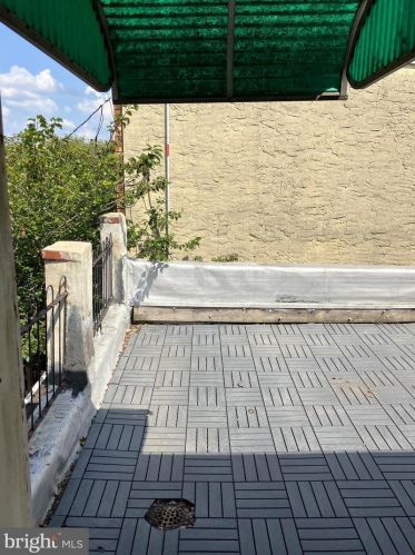 1229 12 St, Philadelphia PA 19147-4903 exterior