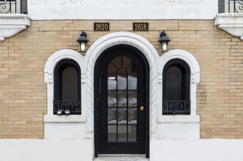 2620 Rosemont Ave, Chicago, IL 60659-1815