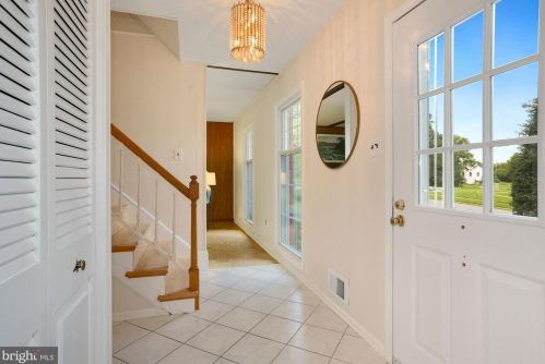 4413 Holborn Ave, Annandale, VA 22003-4550