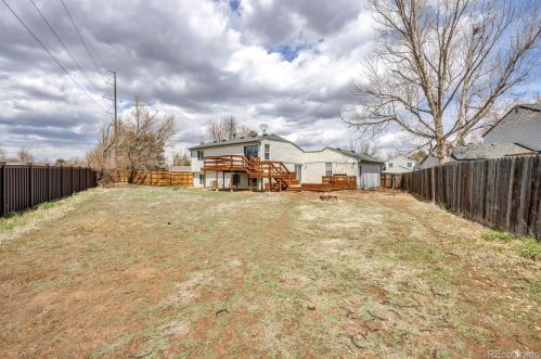 5341 Pagosa Way, Aurora CO  80015-2452 exterior