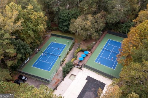 2802 Regents Park Ln, Marietta, GA 30062-4614
