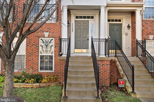 15522 John Diskin Cir, Woodbridge, VA 22191-6377