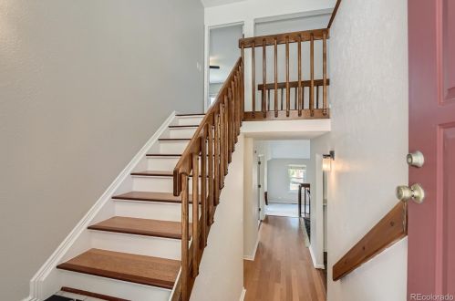 7636 Monaco Cir, Englewood, CO 80112-2500