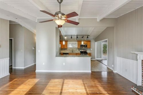 2132 Drew Valley Rd, Atlanta GA  30319-3918 exterior