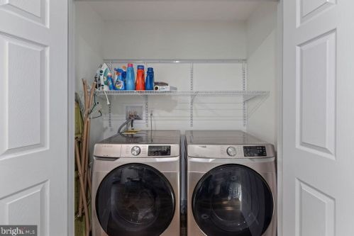 750 Walnut St, Hanover PA 17331-2051 exterior