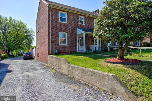 822 Fremont St, Lancaster, PA 17603-5442