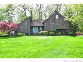 2 Sunny Heights Rd, Granby, CT 06035-1324