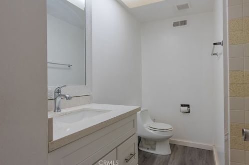 1641 Carnelian St, Anaheim CA  92802-2416 exterior