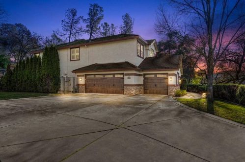 2708 Prince Mark Ct, Folsom, CA 95762-3948