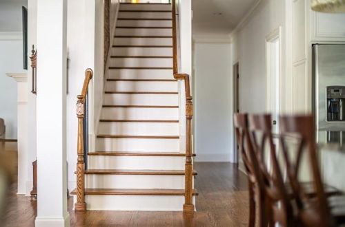 4437 Carmain Dr, Atlanta GA  30342-3503 exterior