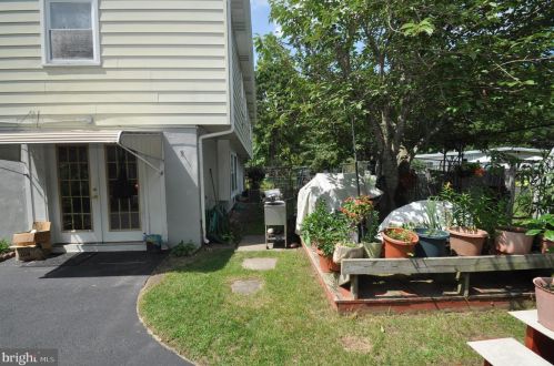 60 Hydrangea St, Browns Mills, NJ 08015-2530