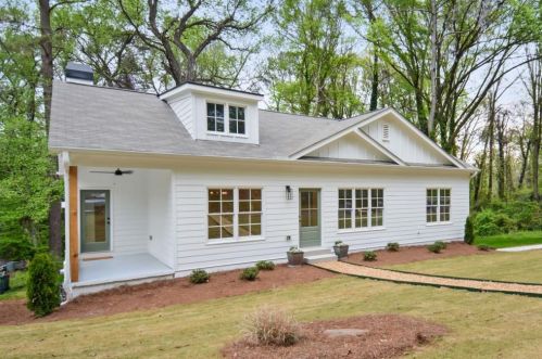 397 Hillside Dr, Atlanta, GA 30310-4413