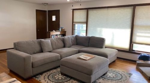 6852 Dobson St, Niles, IL 60714-3327