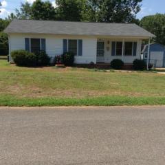 43 7th St, York, SC 29745-1338