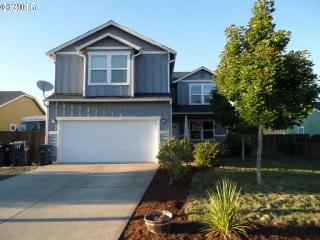 25217 Irenic Ave, Veneta, OR 97487-8747