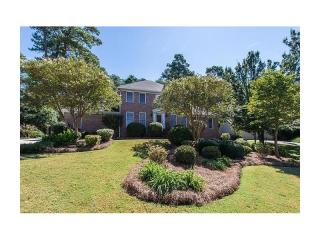 1720 Hickory Lake Dr, Lithonia, GA 30078-5946