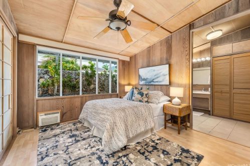 321 Halemaumau Pl, Honolulu HI  96821-2107 exterior