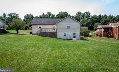 17 Greenfield Rd, Richmond National Battlefiel, VA 22835-1201