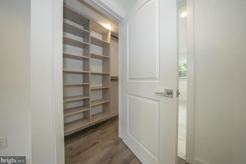 1515 4 St, Philadelphia PA 19148-1303 exterior