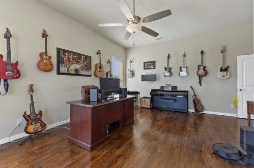 7662 Ben Day Murrin Rd, Fort Worth TX  76126-9384 exterior