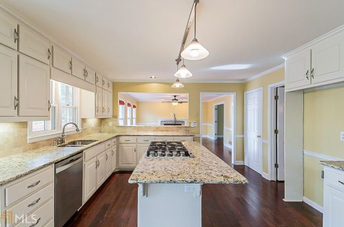 1790 Oak Branch Way, Stone Mountain, GA 30087-3291