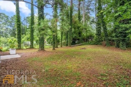 5332 Denny Dr, Atlanta GA  30349-5206 exterior